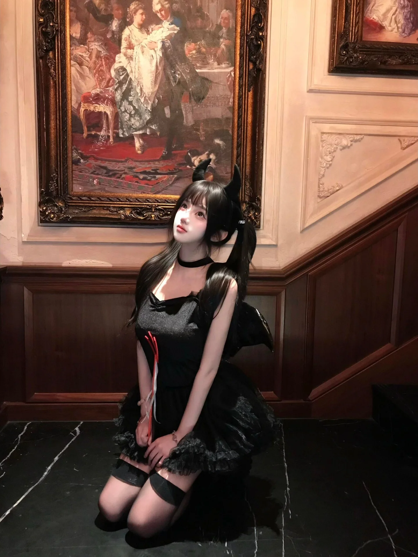 

Сексуальный костюм горничной на Хэллоуин с длинной талией Све, с завязками на бретельках, с бантом для молодых женщин, из полихлопка со средней высокой талией...