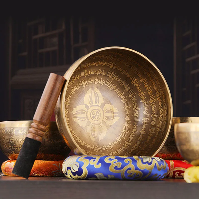 

Шестизначная мантра, поющая чаша, звуковое исцеление, звуковая чаша, тибетский буддизм, медитация, поющие чаши, Непал, звуковые чаши ручной работы