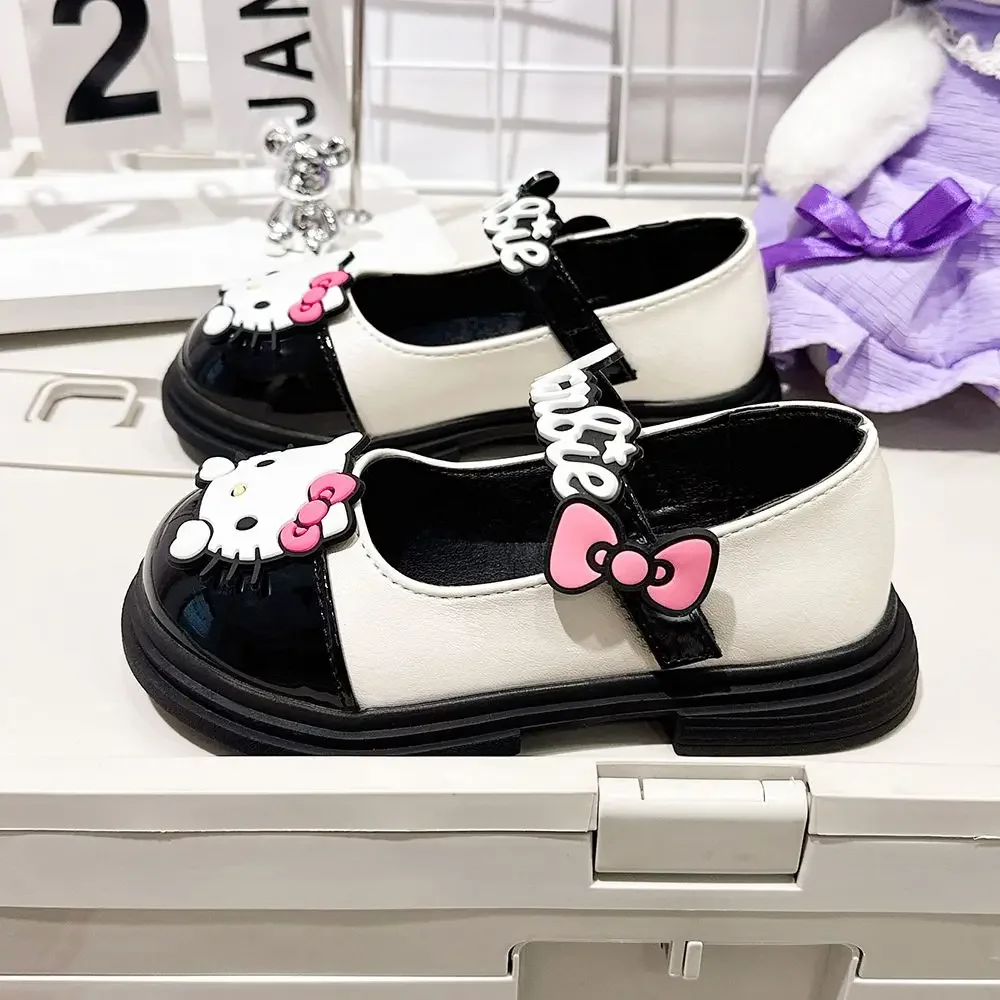 Girly Heart Kawaii Sanrio Anime Hello Kitty sepatu putri anak-anak kartun lucu lembut Ins sepatu papan Hitam indah hadiah untuk anak-anak