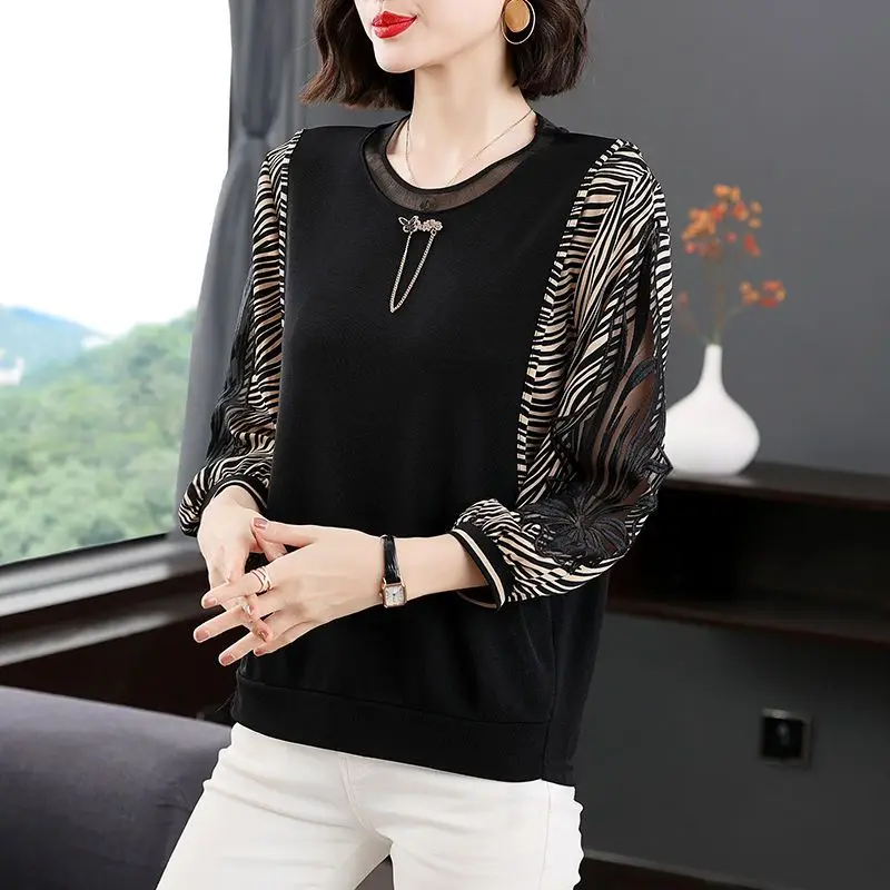 Spring and Autumn Women\'s Round Neck Spring Dress New Middle Aged Mom Long Sleeve Loose Minimalist Autumn Knitted Elegant Top