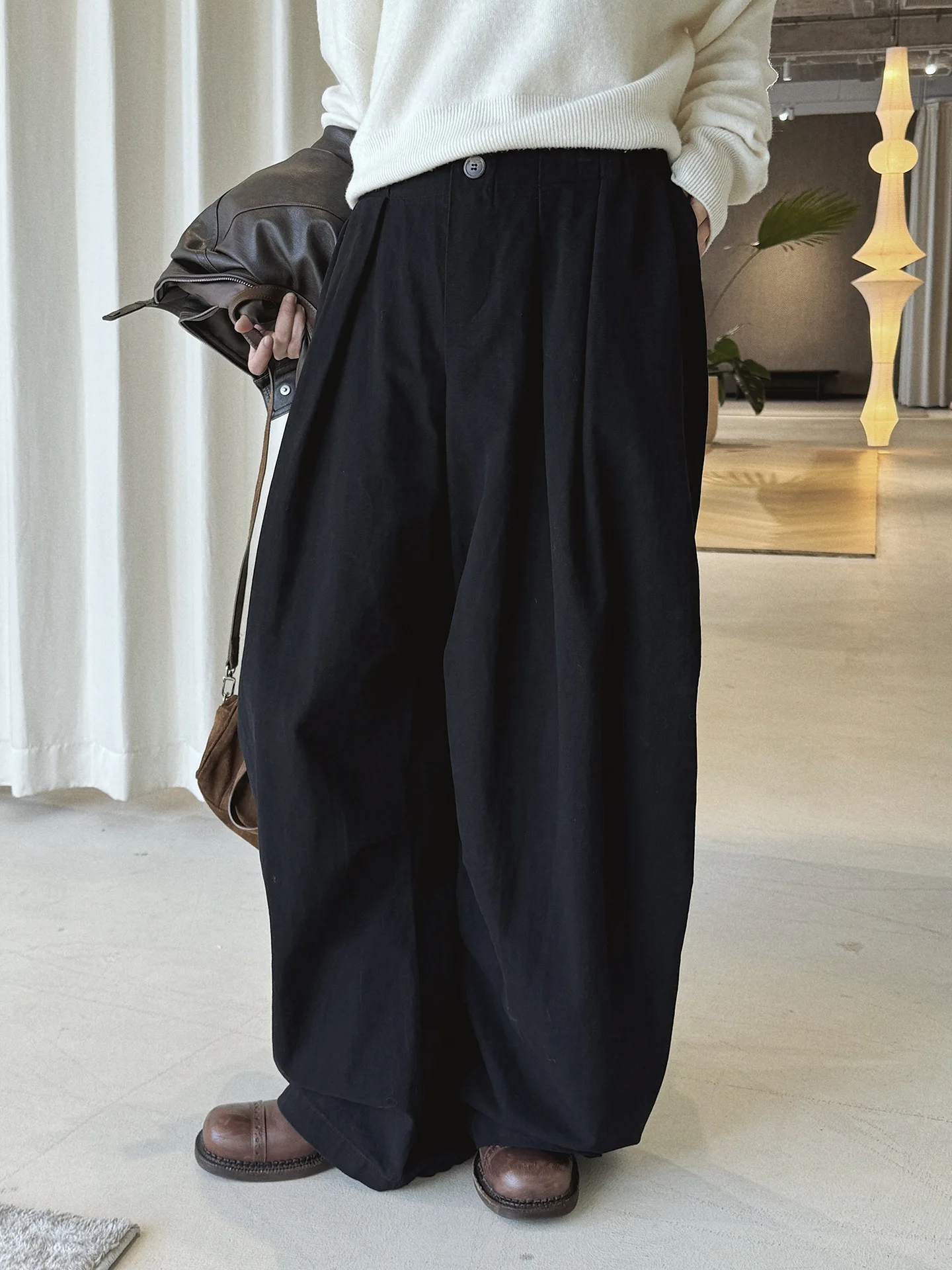 Début du printemps nouveau style de vêtements de travail rétro japonais couleur unie ample jambe large pantalons décontractés look mince pantalons décontractés pour les femmes