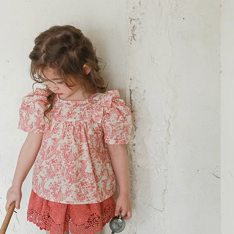 

2025Summer Strawberry Shan Girls' Thin Cotton Stylish Square Neck Ruffled Floral ShirtTT-shirt in Stock