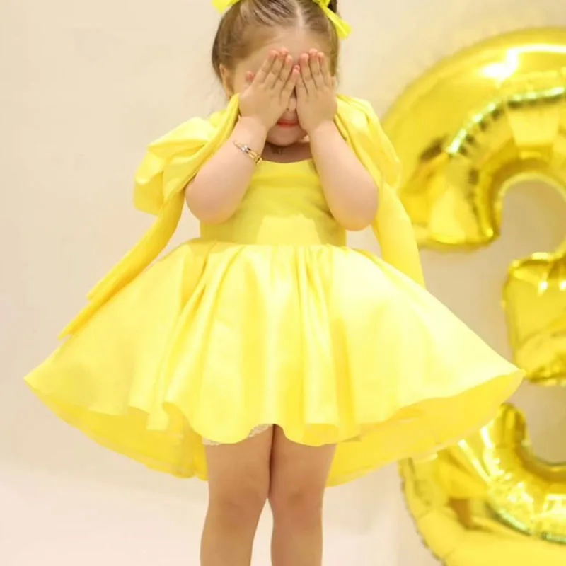 

Yellow Flower Girl Dresses with Bow Shoulder Beading for Kids Birthday Wedding Party Baby Girls Prom Gowns Christmas Costume