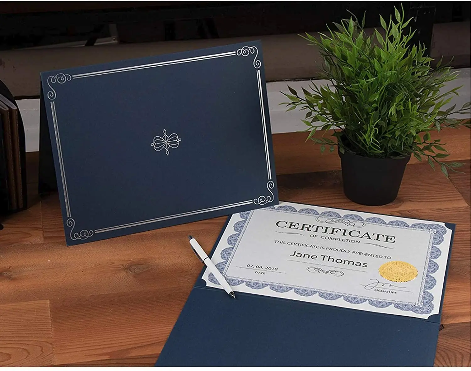 25 Sheets 100pcs Self Adhesive Embossed Seals Gold Stickers Medal Decoration Labels for Envelopes Diplomas Certificates Awards