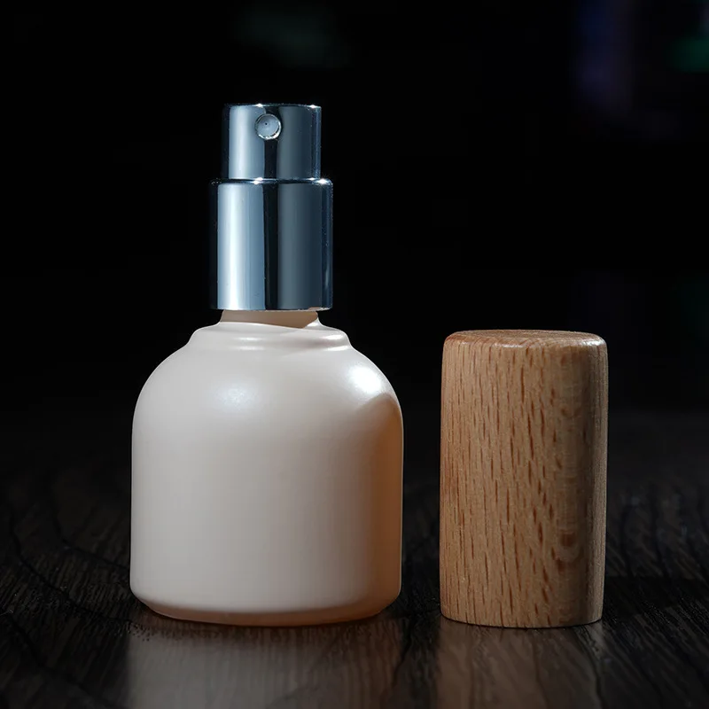 10/30/50pcs 10ml Morandi Glass Perfume Bottle Roll -On /Spray Bottle Wood Cap Essential Oil Bottle Cosmetic Container Travel