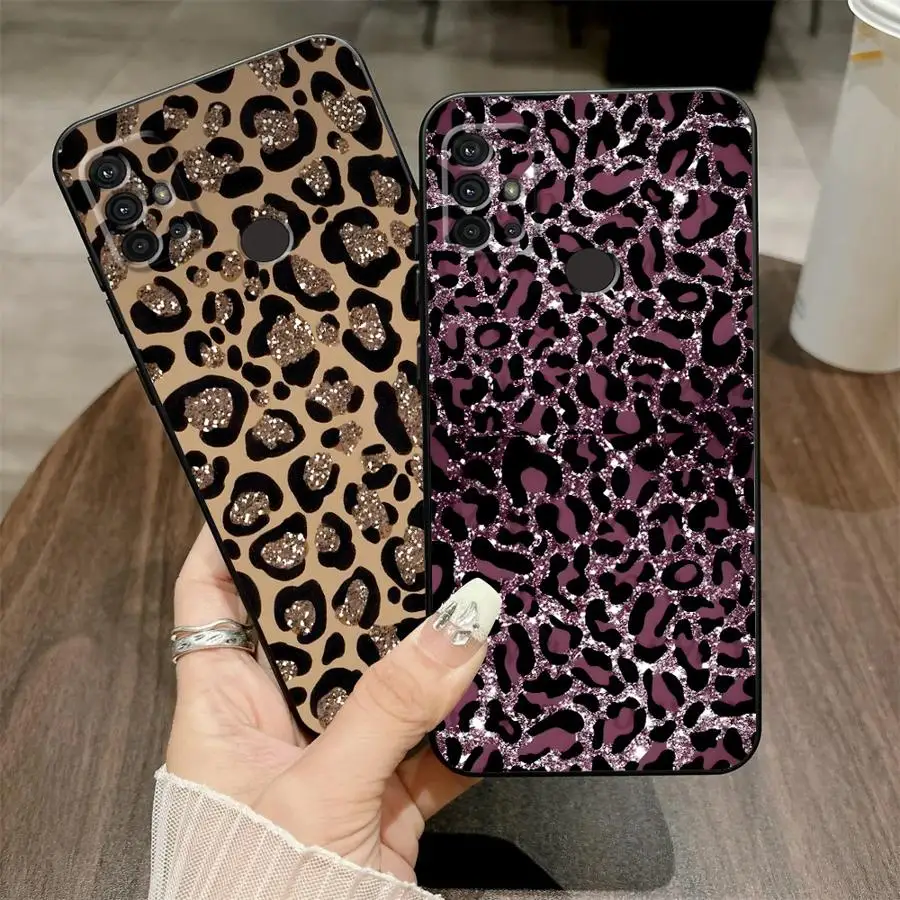 Simple Leopard Print Case for Motorola Moto G71 G53 G30 Edge 20 Pro 30 Lite G51 G73 G22 Edge40 G52 G32 G50 G60s Phone Cover view 6