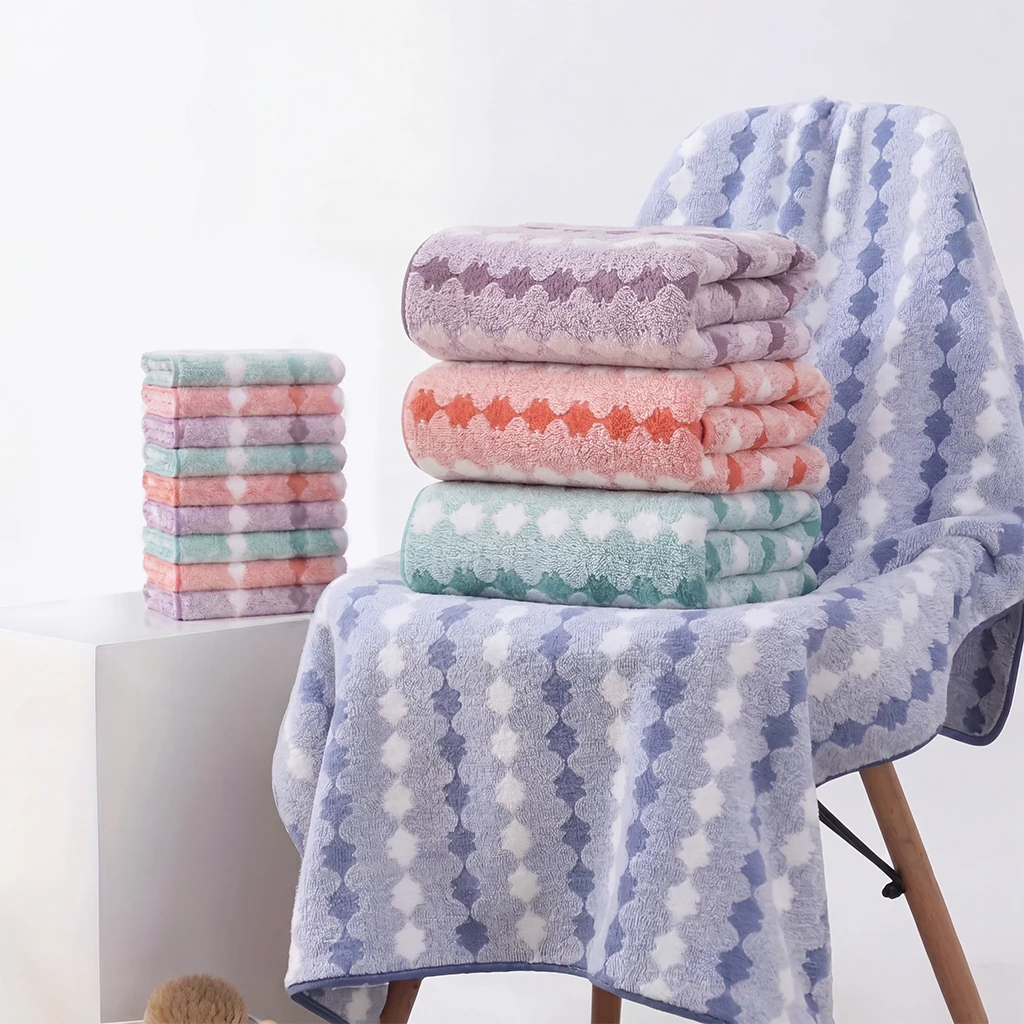 Coral Velvet Bath Towel and Fa - огляд і ціна Home Gym Outfit