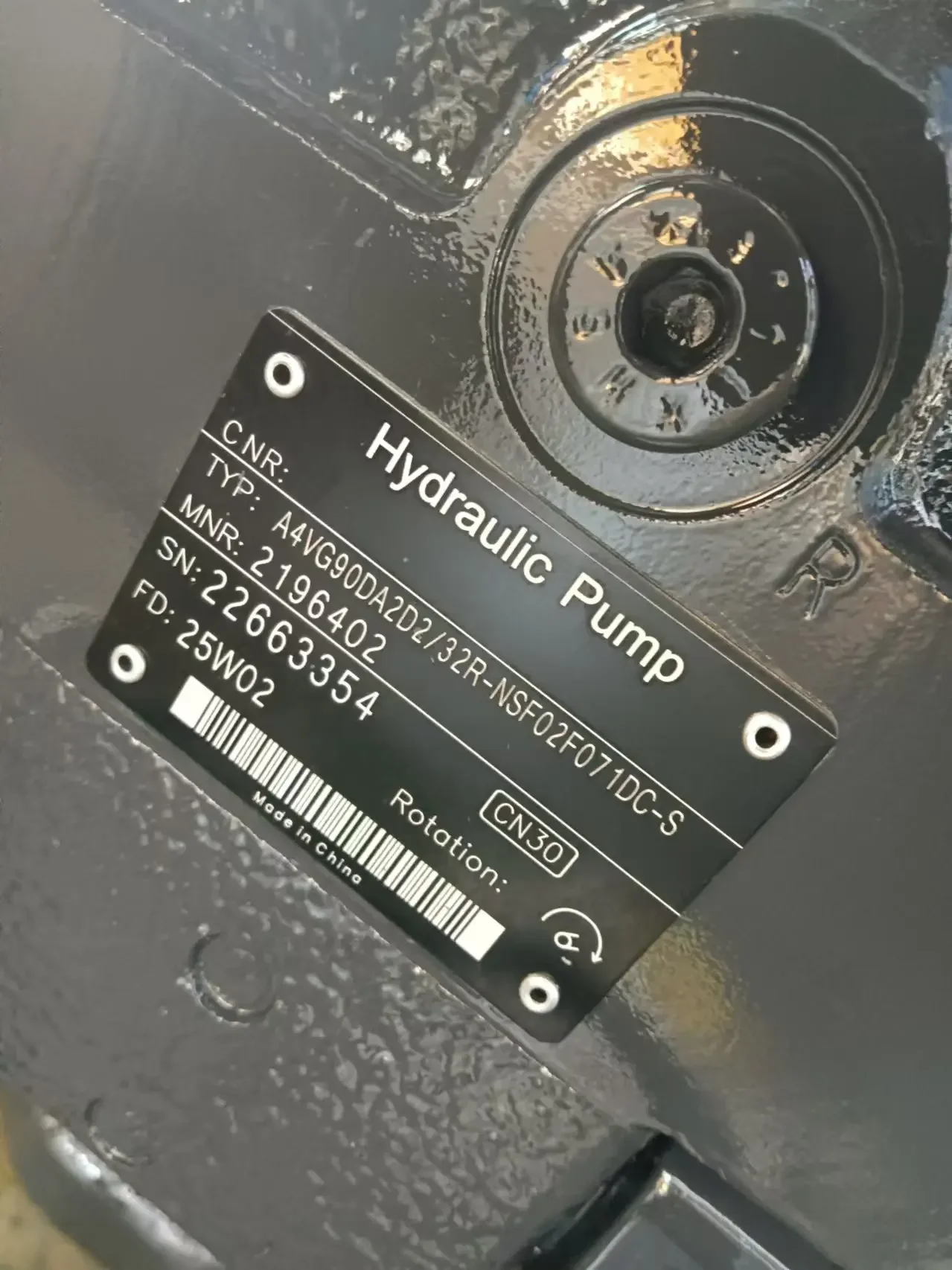 ปั๊มน้ำมันไฮดรอลิกแบบลูกสูบ A4VG90DA2D2/32R-NSF02F071DC-S ปั๊มแบบลูกสูบแกนหมุนแบบแผ่นเอียง ปั๊มแบบลูกสูบแกนหมุนแบบปริมาตรคงที่ A4VG28/40/56/71/90/125