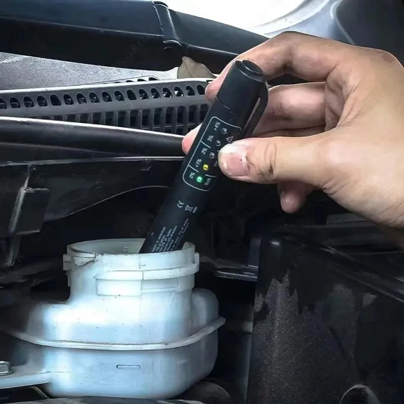 Penna per test dell'olio dei freni del liquido dei freni automobilistico Tester del liquido dei freni del veicolo Strumenti di test dell'affissione del test della qualità dell'olio con LED liquido