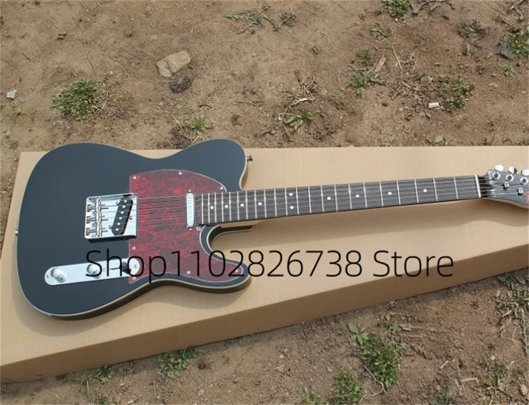 

Классическая черная электрическая гитара, белая переплетная Кленовая шейка, красная черепаха, защитная решетка, фиксированный мост, Заводское изготовление на заказ