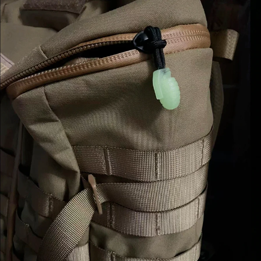 Grenade Shape Luminous Pull Head Military Fan Tactical Backpack Mountaineering Bag Zipper Rope Alternative Paracord Pendant