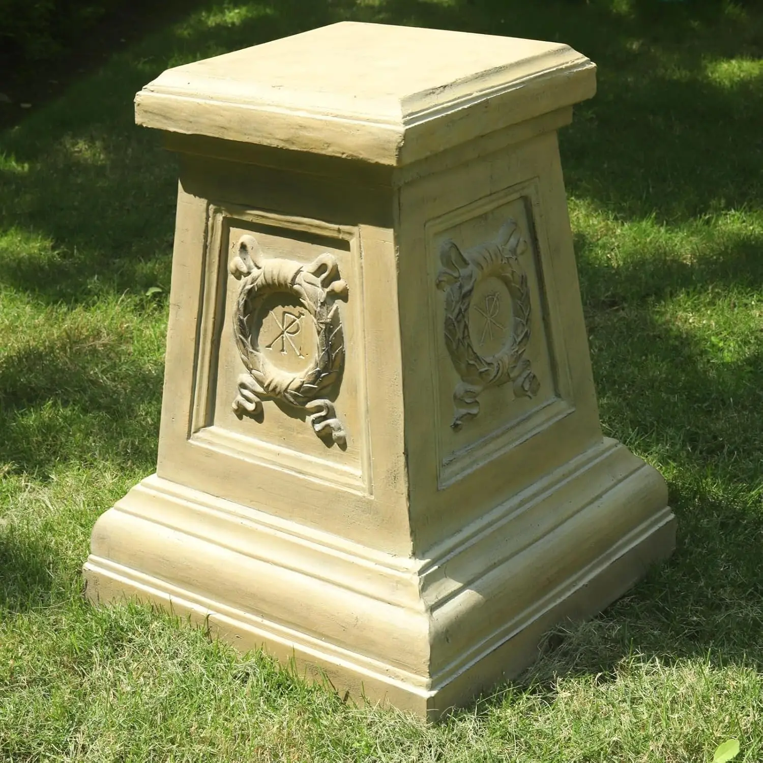 Garden Outdoor Statue Classic Plinth Base Indoor Sculptural Riser Garden Side Table Antique Stone Finish Yard Patio Deck Home