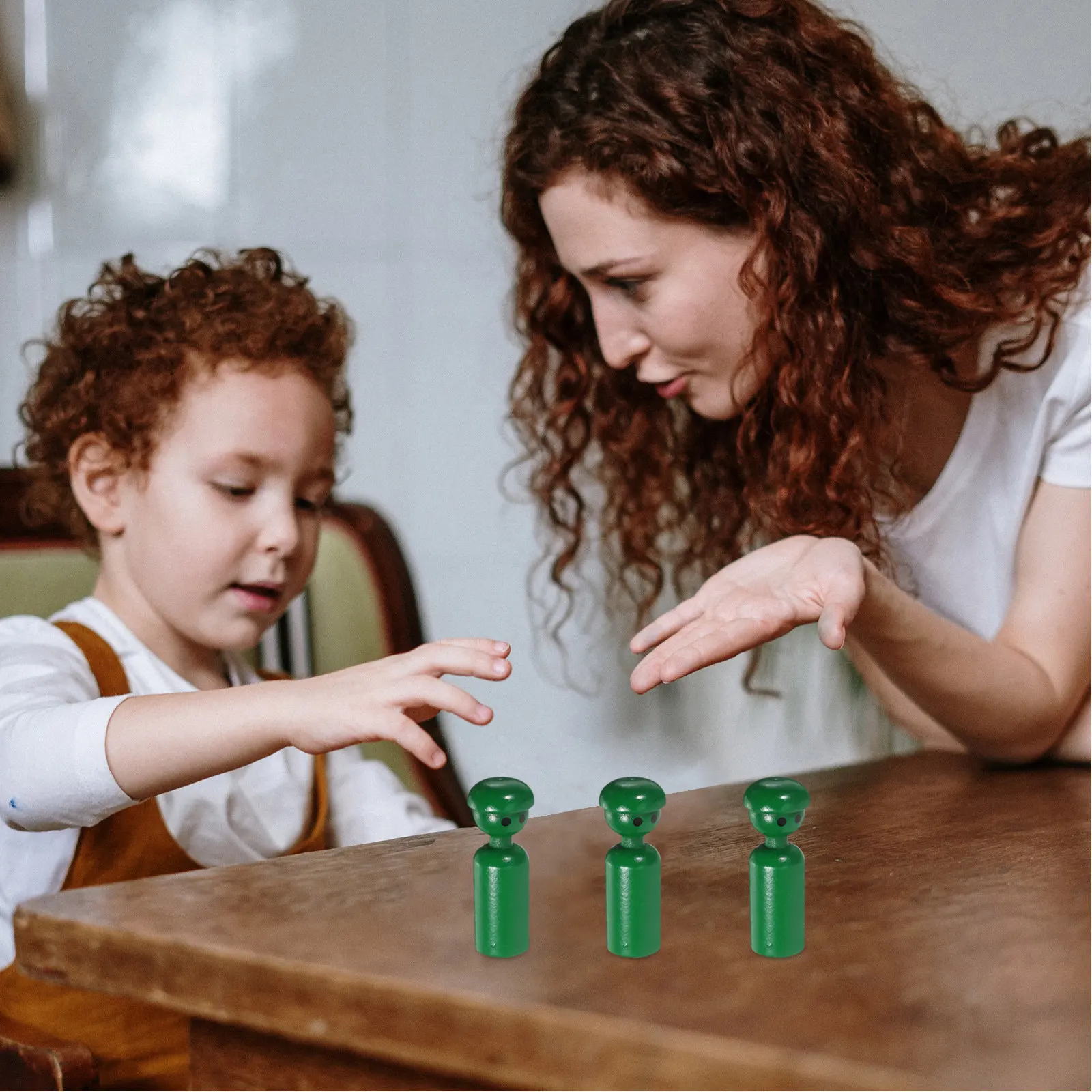 5Pcs Handcrafted Wooden Peg People Mini Figures for Girls Toddlers Educational Play Creative Learning Decorative Home Wedding