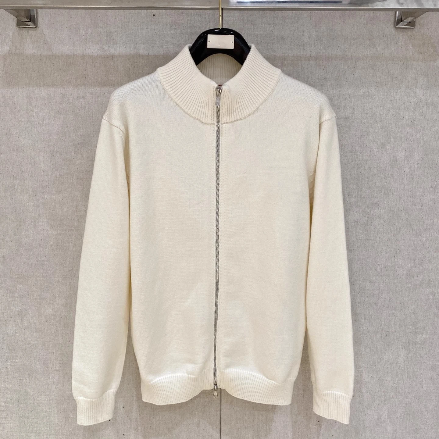 

BC Итальянский кардиган на молнии с вышивкой и воротником-стойкой