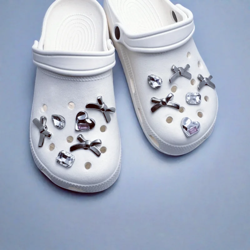 New DIY Stylish Silver Bow Hole Shoe Charms for Clogs Slides Sandals Garden Shoes Decorations Charm Set Accessories Kids Gifts
