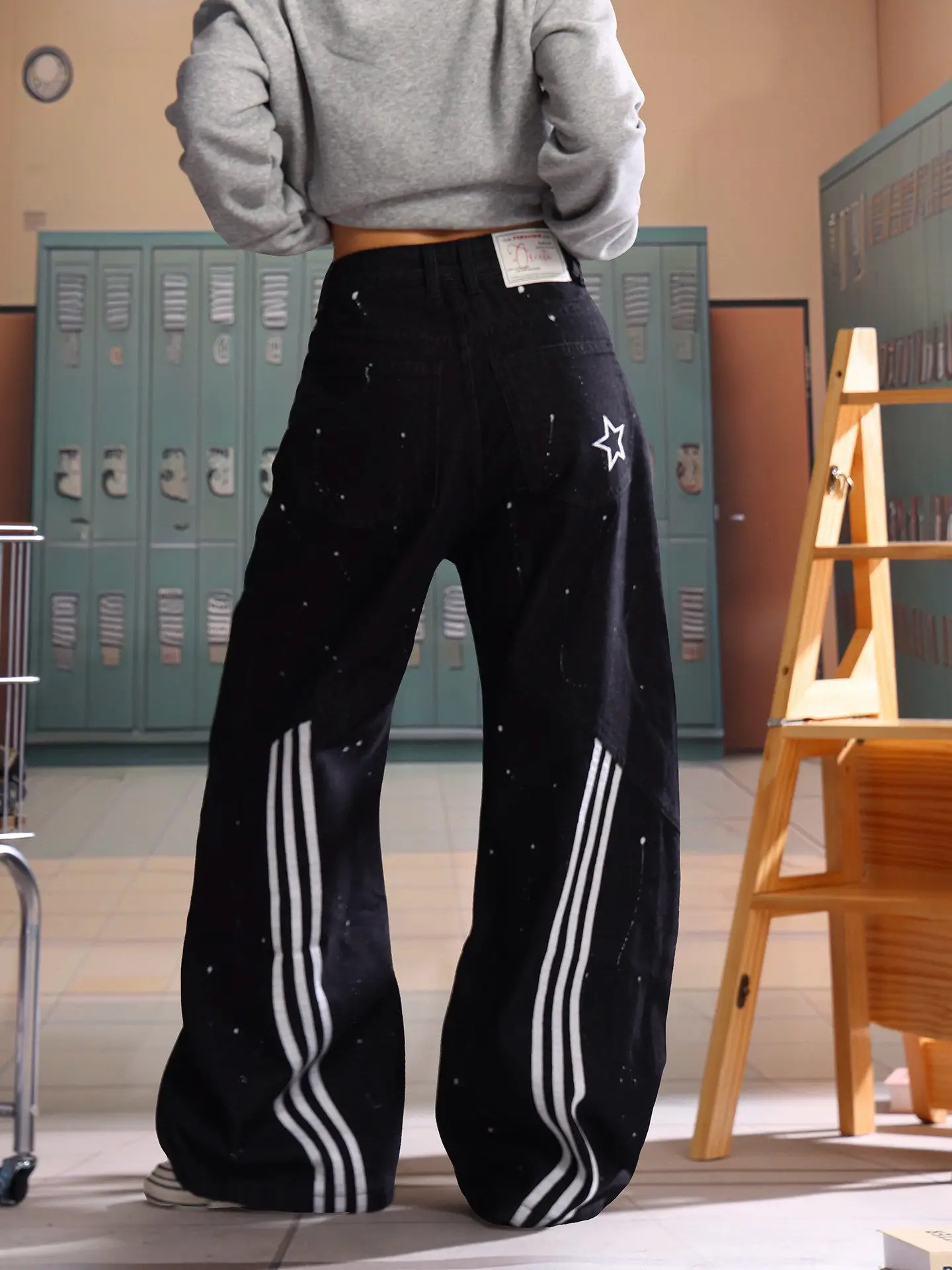 

Светло-голубые женские джинсы в американском стиле с деконструированным дизайном и полосками, широкие штанины, свободный крой, повседневные, весенняя новинка