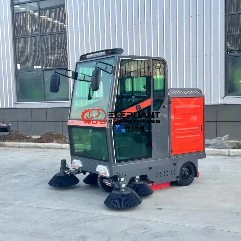 Enclosed Ride on Electric Lithium Road Sweeper Long Working Time for Workshop Municipal Road Surface Cleaning Work