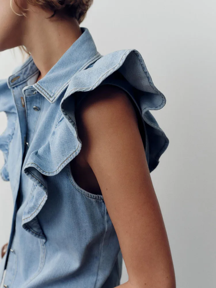 ชุดยีนส์ขาตรงทรงตรงแฟชั่นสำหรับผู้หญิง คอลเลคชั่นฤดูร้อนปี 2025  พร้อมปกเสื้อ  ใส่ได้หลากหลายโอกาส