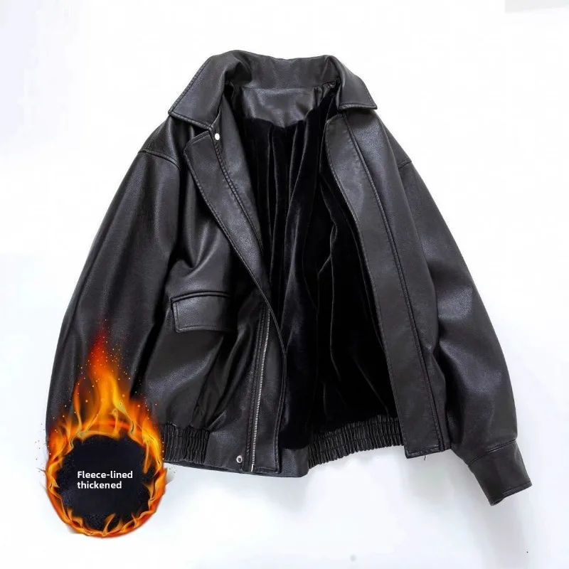 เสื้อแจ็คเก็ตหนังสีน้ำตาลสำหรับผู้ชายและผู้หญิง ไซส์เล็ก สไตล์เรียบง่ายแบบอเมริกัน เสื้อผ้าผู้หญิงใหม่ล่าสุด แฟชั่นฤดูใบไม้ร่วงและฤดูหนาว สไตล์มาเดียร์