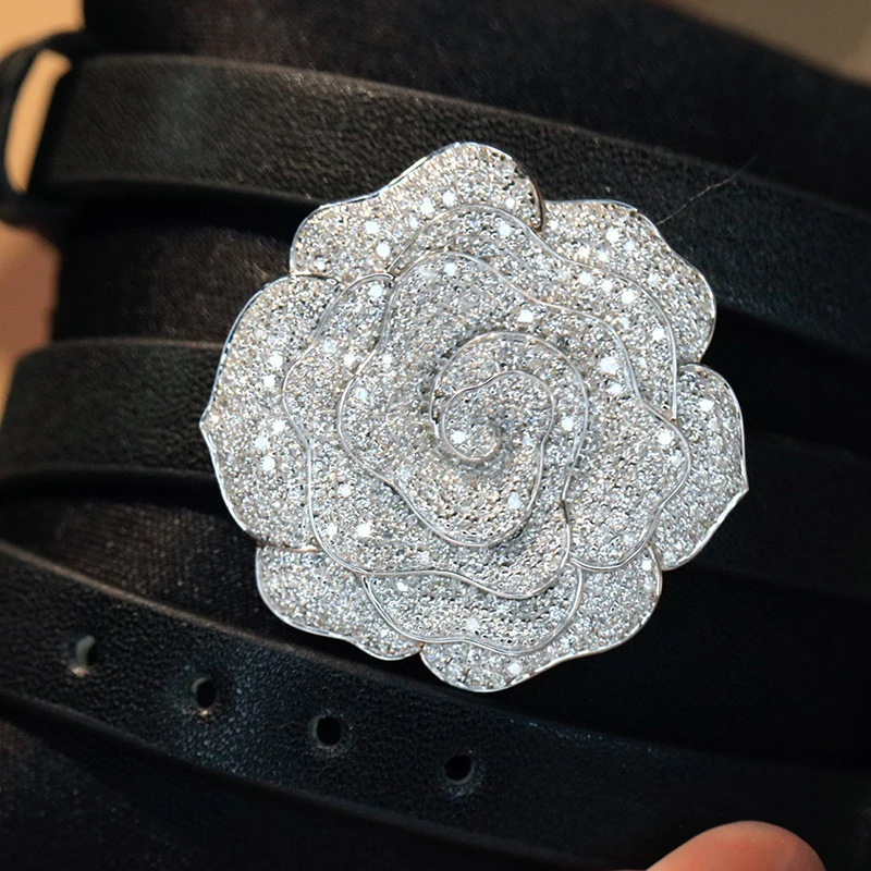 LUOWEND 100% 18K White Gold Necklace Women Luxury Flower Shape 1.70carat Real Natural Diamond Necklace or Brooch Fine Jewelry