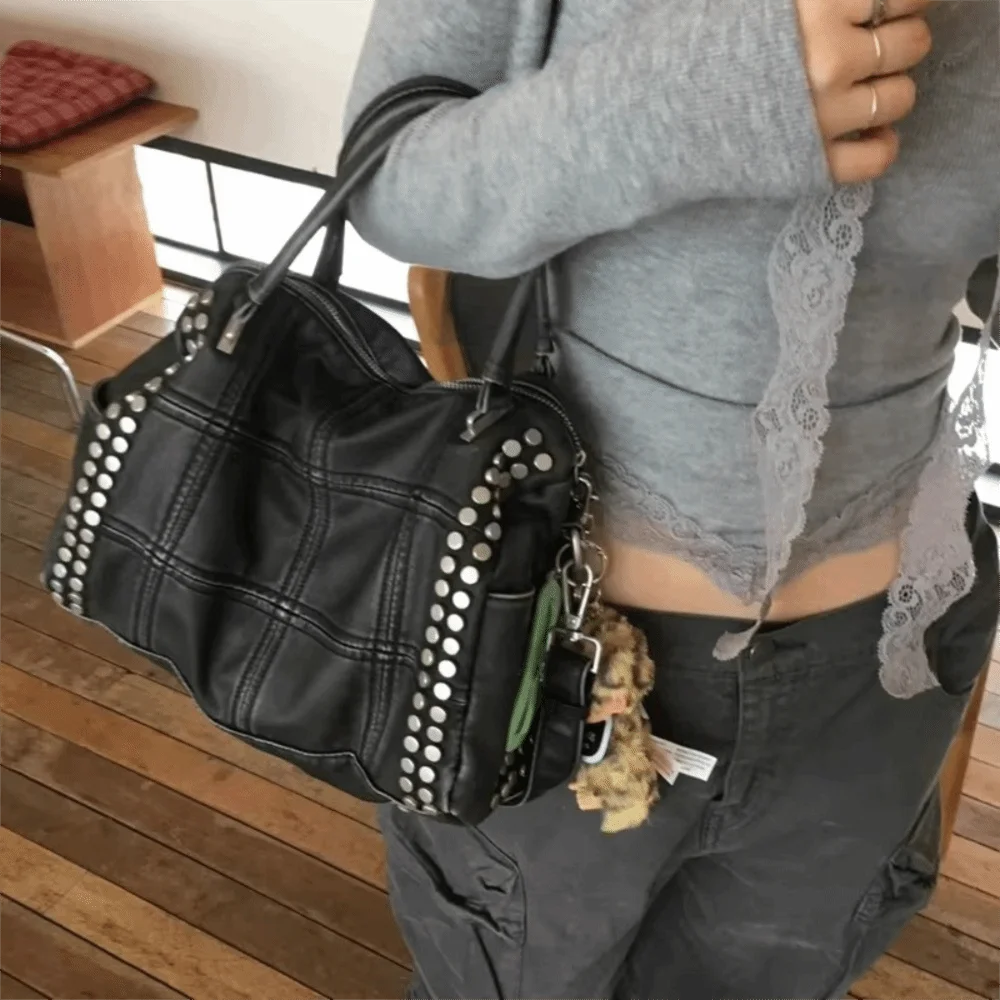 

Large Capacity Rivet Tote Bag Detachable Shoulder Strap Y2K Style Women Shoulder Bag Quilted Design Fashion Rivet Handbag Women