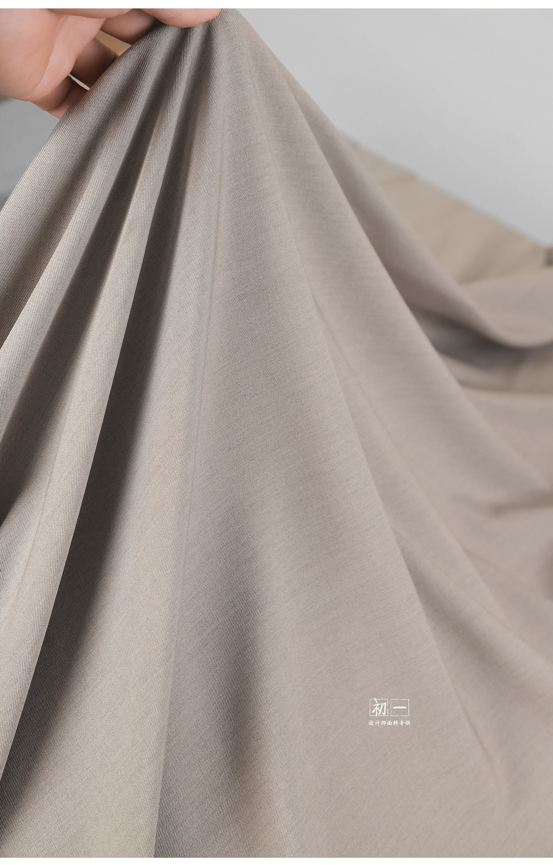 Dark Pattern Men\'s Suit Fabric High Quality By The Meter for Clothing DIY Sewing Anti-wrinkle Designer Cloth Soft White Black