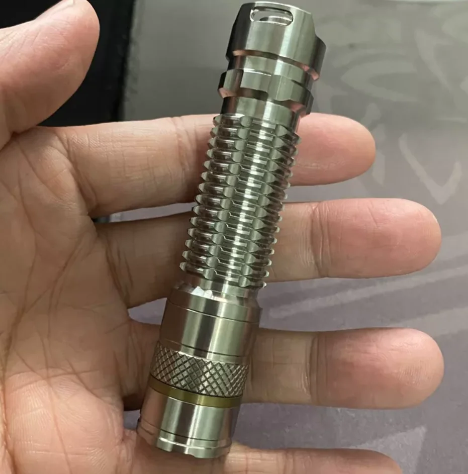 Used EDC Titanium alloy TC4 material No.5 EDC small flashlight Outdoor Tools Strong Light Torch Lamp Decompression Toy