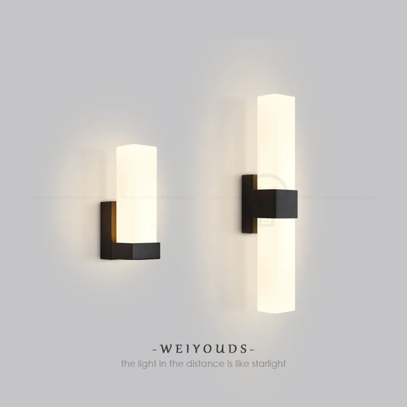 Simple modern wall lamp Living room background wall wall lamp Nordic staircase aisle Bedroom bedside round glass mirror headlamp