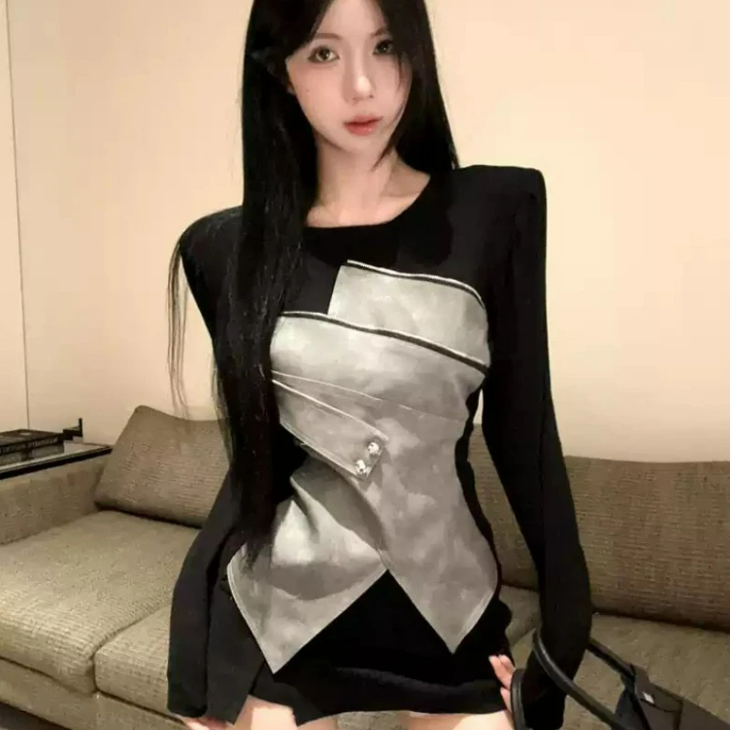 تي شيرت نسائي لربيع وخريف 2026 فريد من نوعه بطبقة أساسية أنيقة ومكررة وغير منتظمة ومقطعة برقبة دائرية وأكمام طويلة للنساء #5