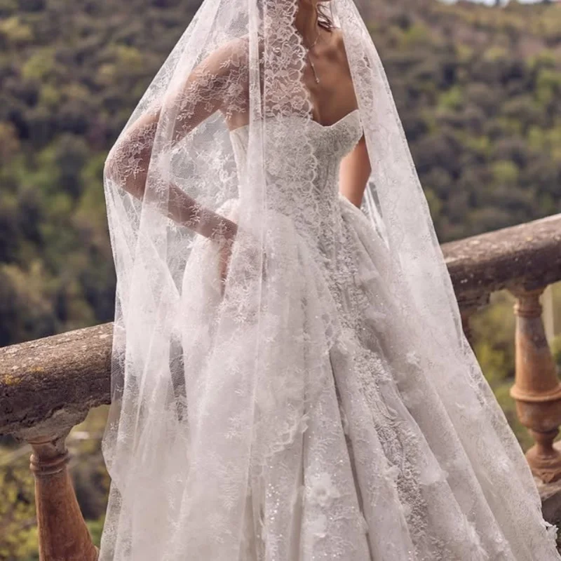 

simple Lace white Wedding Dresses 3D flower decal off-shoulder Bridal Gowns multi-layer Made Customized