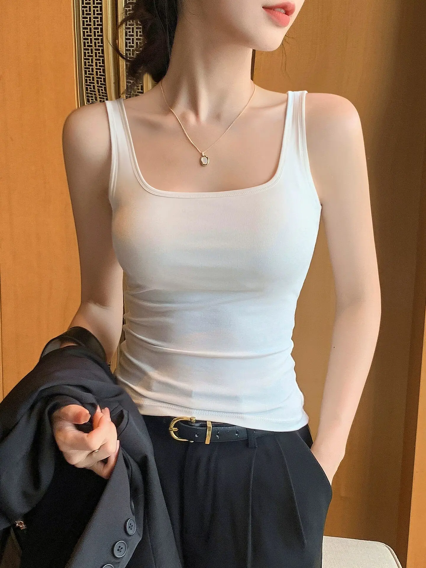 Slim Fit Cotton Tank Top Women's Summer Sporty Base Layer Shirt Sleeveless Outerwear Innerwear Big Size Casual Simple Style