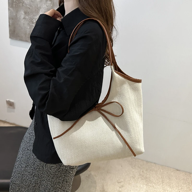 Sac fourre-tout décontracté polyvalent, sac à main minimaliste, sac initié à la mode, nouveau