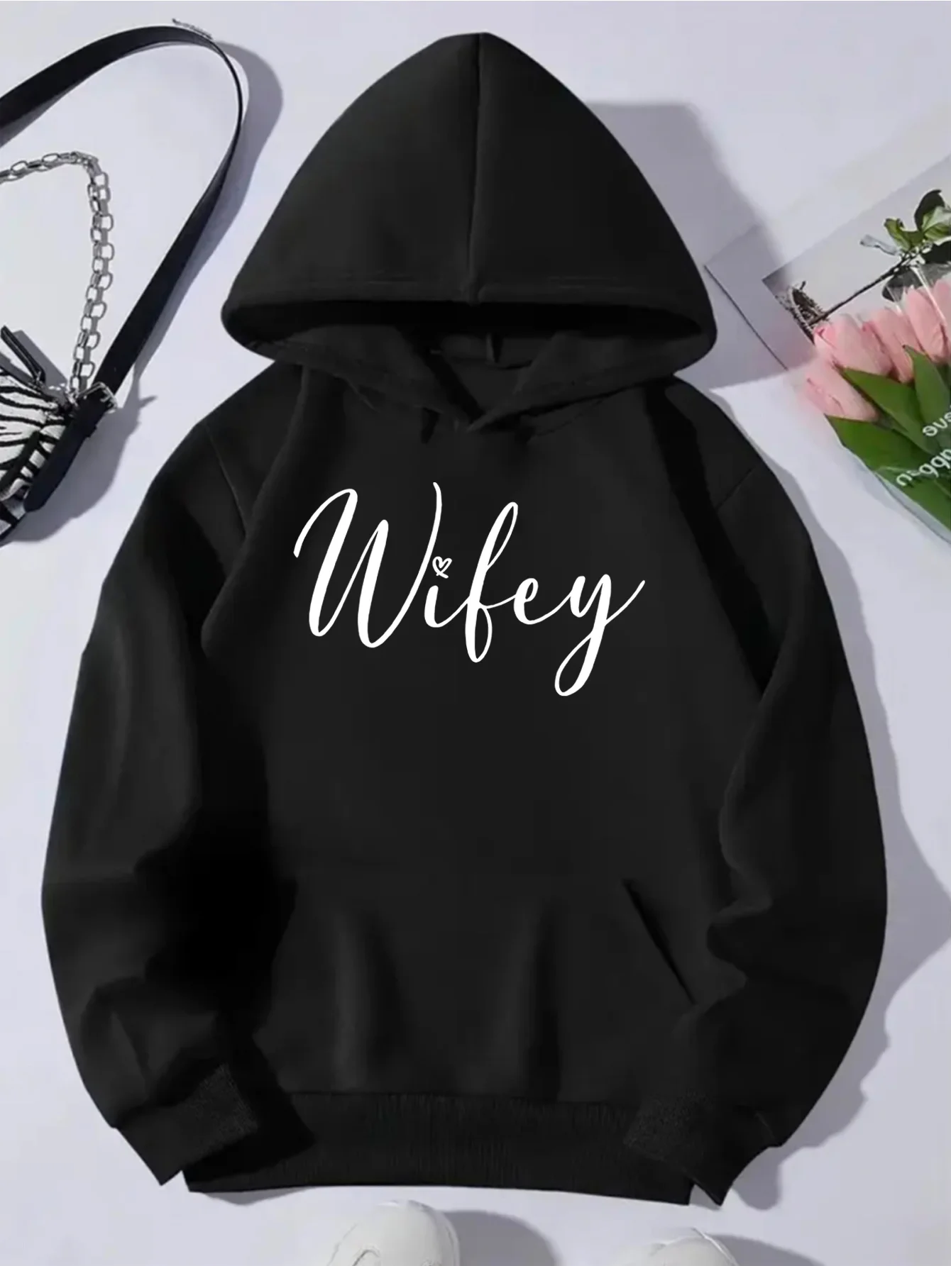 

Ladies' patterned printed hooded sweatshirt, casual long-sleeved, street style, soft and comfortable sweatshirt