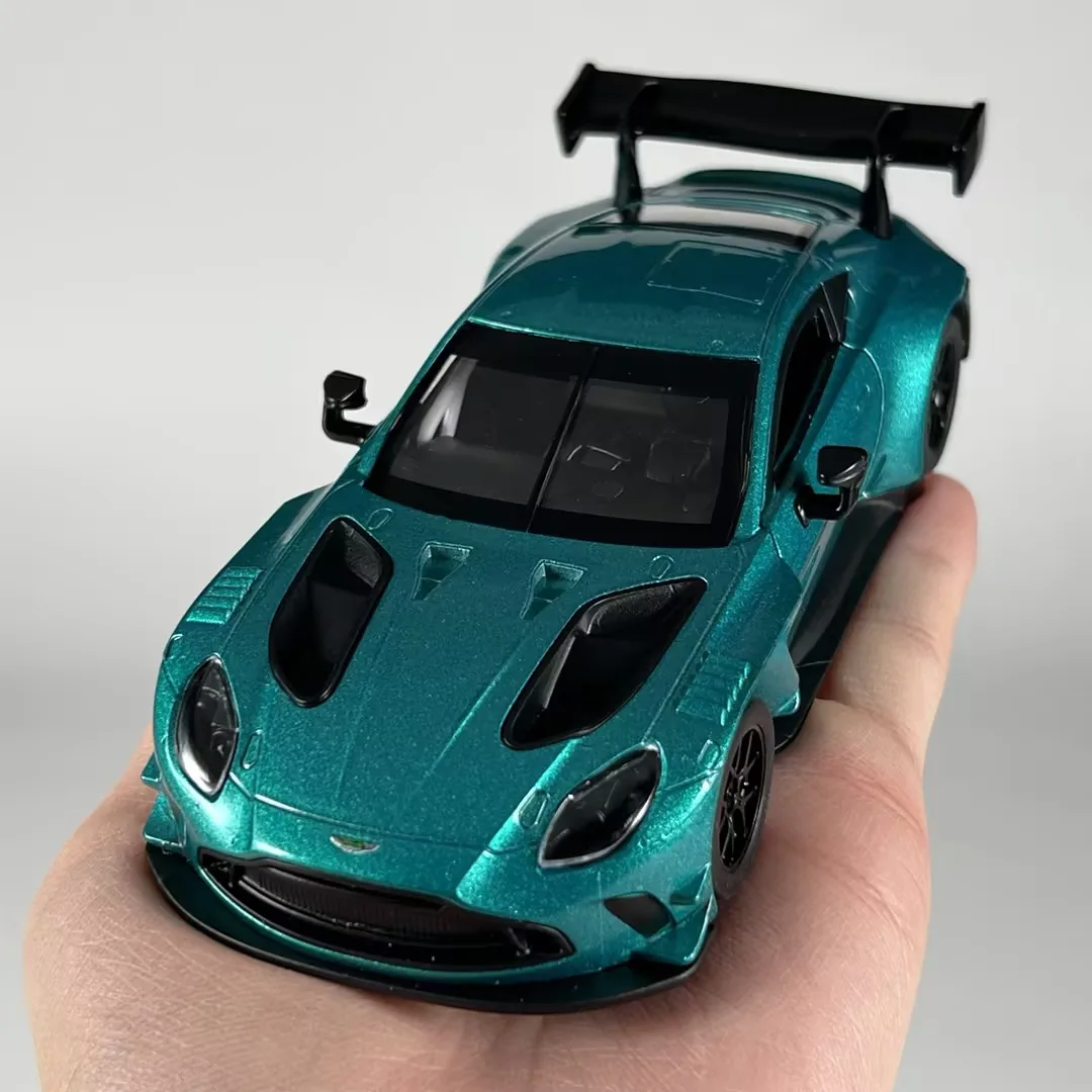 1:31 Aston Martin Vantage GT3 Supercar Alloy Metal Diecast Model