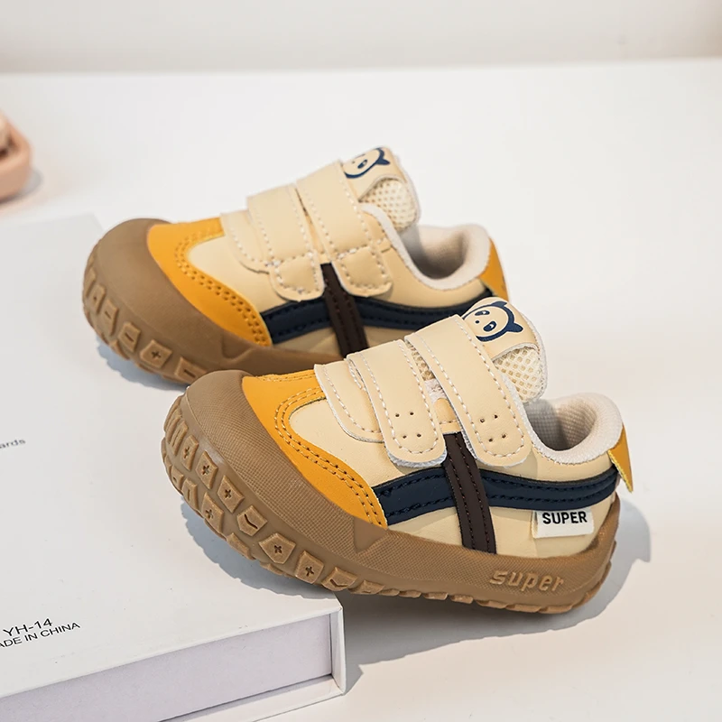 

2025 Autumn/Winter New Children's Shoes Korean Edition Casual Running Shoes for Girls Non slip Sole Baby Comfortable Shoes