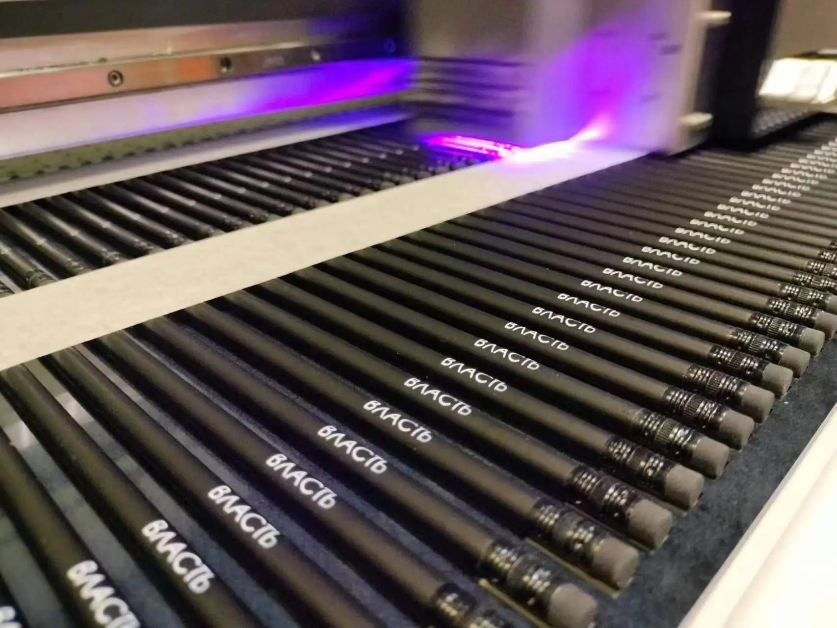 60x90Pen/Kotak/Cangkir/Kayu/CD/USB/Casing Ponsel Mesin Printer Pernis Printer Uv Flatbed Digital