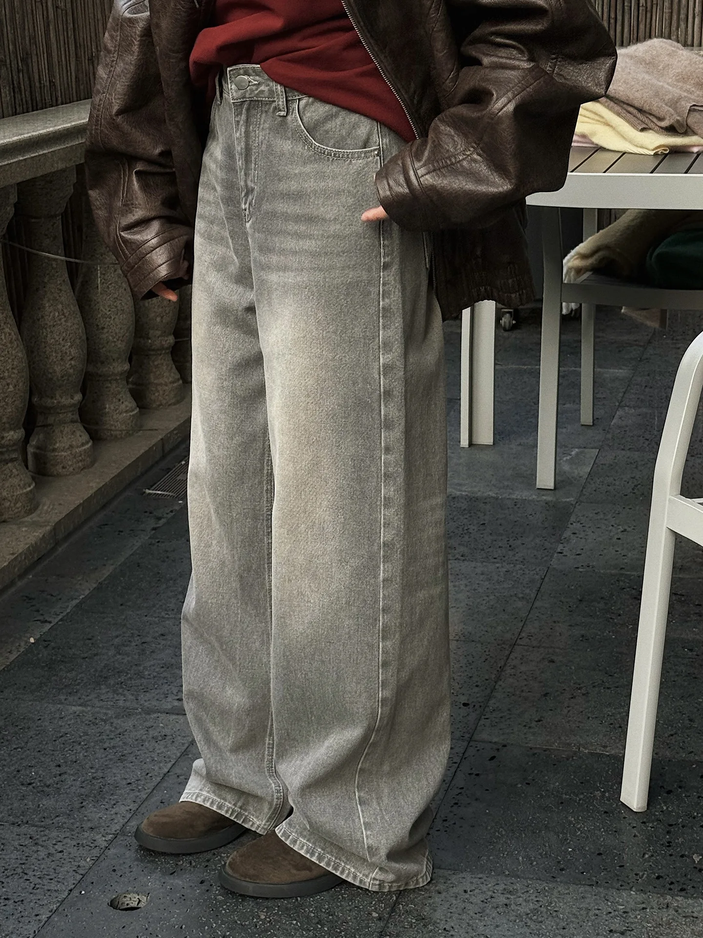 Eenvoudige en modieuze vintage gelaagde gewassen jeans met rechte pijpen en losse silhouet lange broek voor dames