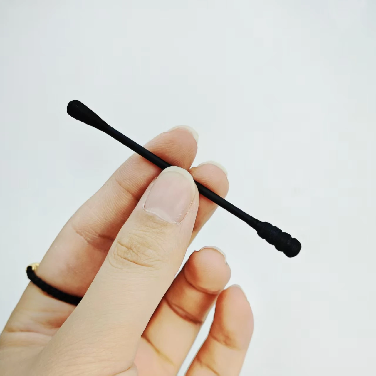 성인용 작은 노란색 오리 모양의 양면 면봉 300개, 창의적인 작은 노란색 오리 요소 검정색 면봉 스틱