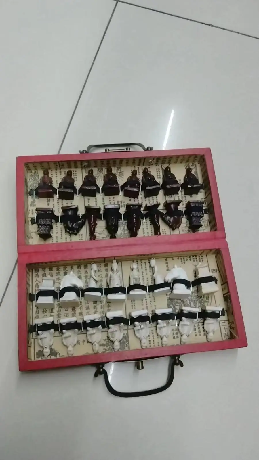 Rare Chinese Dragon wood Leather box with 32 Chess Set +Gift+  FREE SHIPPING