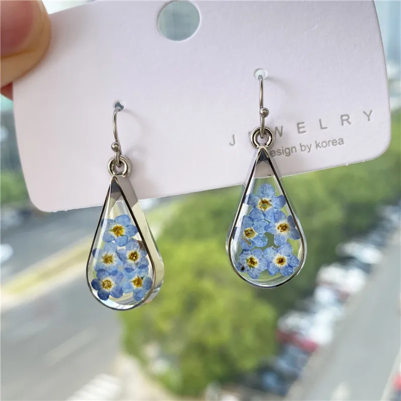 

Epoxy Resin Blue Floral Earrings Cute Flower Drop Earring For Women Unique Handmaking Pressed Flowers Earrings Wholesale Jewelry