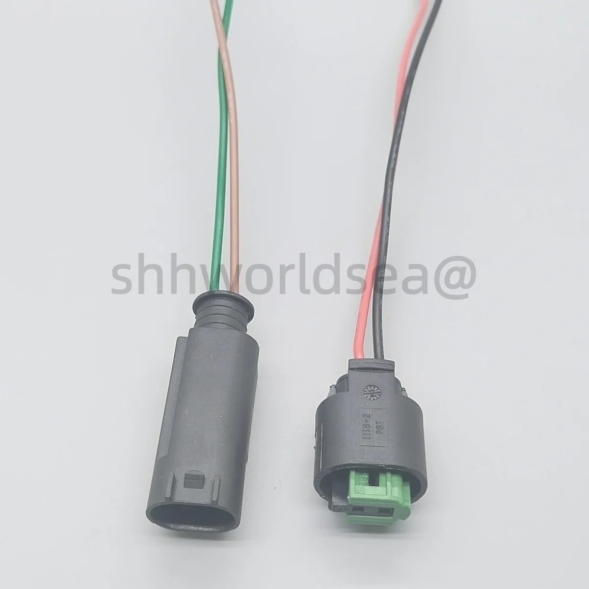 shhworldsea 2 Pin for bmw 1-967570-3 1-967644-1 8E0973202 Auto Outdoor Temperature Connector Car Oxygen Sensor Plug Socket