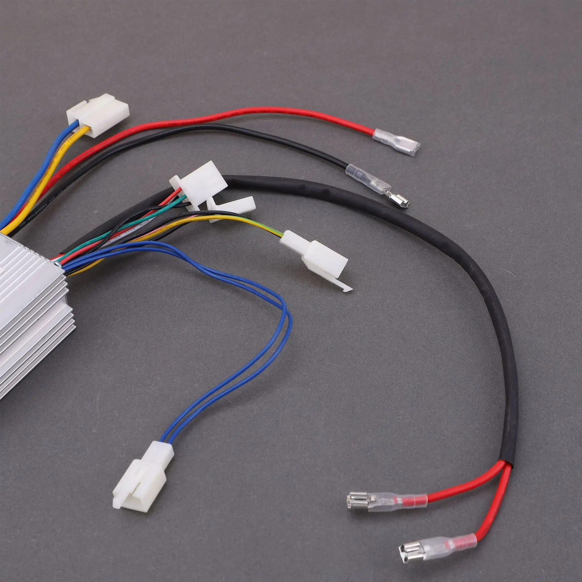 

19.5V Under-voltage 24V 350W Electric Bike Brushed DC Motor Controller 20A DC Electric Controller Motor Module