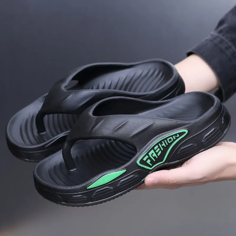 

2026 New Men's Platform Flip Flops Fashion Durable Non-Slip Beach Sandals for Outdoor Wear