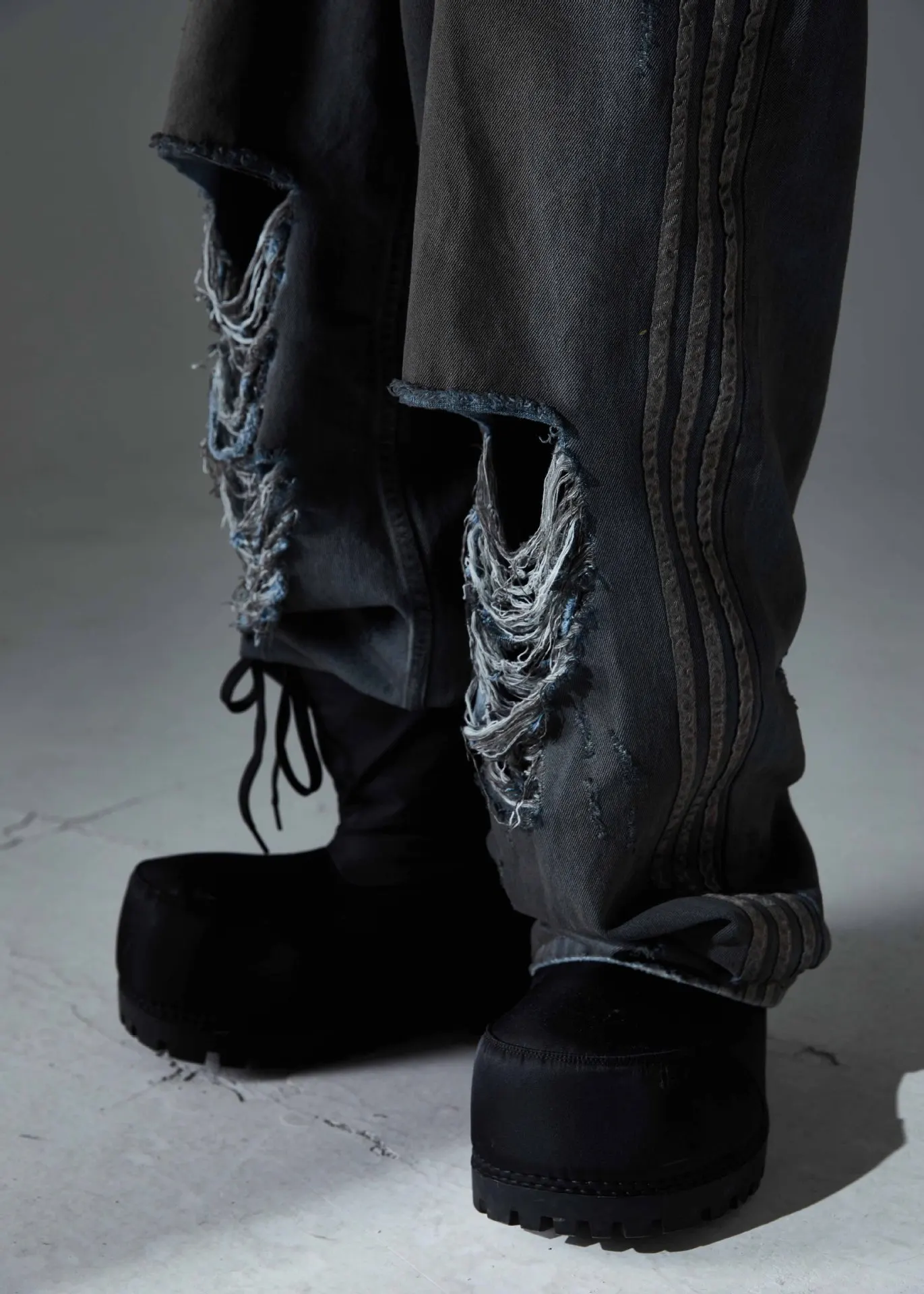 Retro Wasteland Style Dirty Dyed Washed Ripped Jeans Pants Men's and Women's Striped Patchwork Casual Loose Streetwear Pants