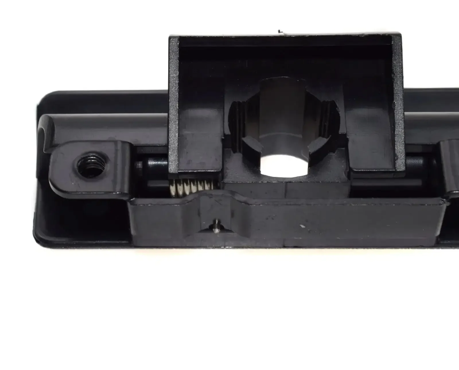 Upper or Lower Glove Box Latch Catch  51161946513 51161849472 For BMW E30 E34 E23 Z3 E36 M3 318i 325i 530i 535i 540i 733i 735i