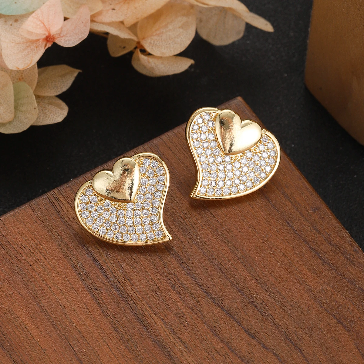 Luxury Full Crystal Broken Heart Love Earring Women Gold Plated Micro Pave Cubic Zirconia Charm Earrings Girls Jewelry Gift