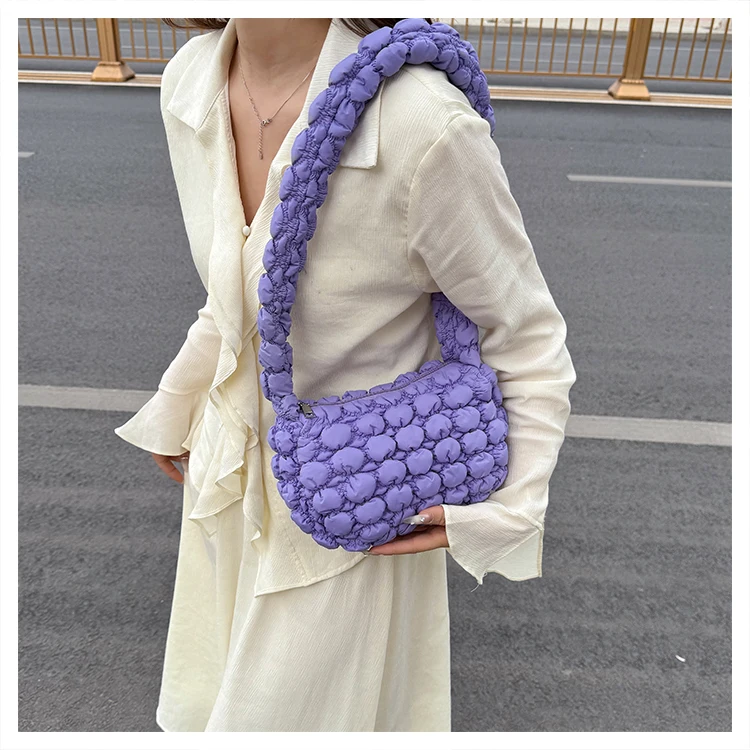 Trendy Cloud Nylon Tote Handbags and Purses Women Shoulder Crossbody Bags New Ladies Messenger Travel Bag High Quality