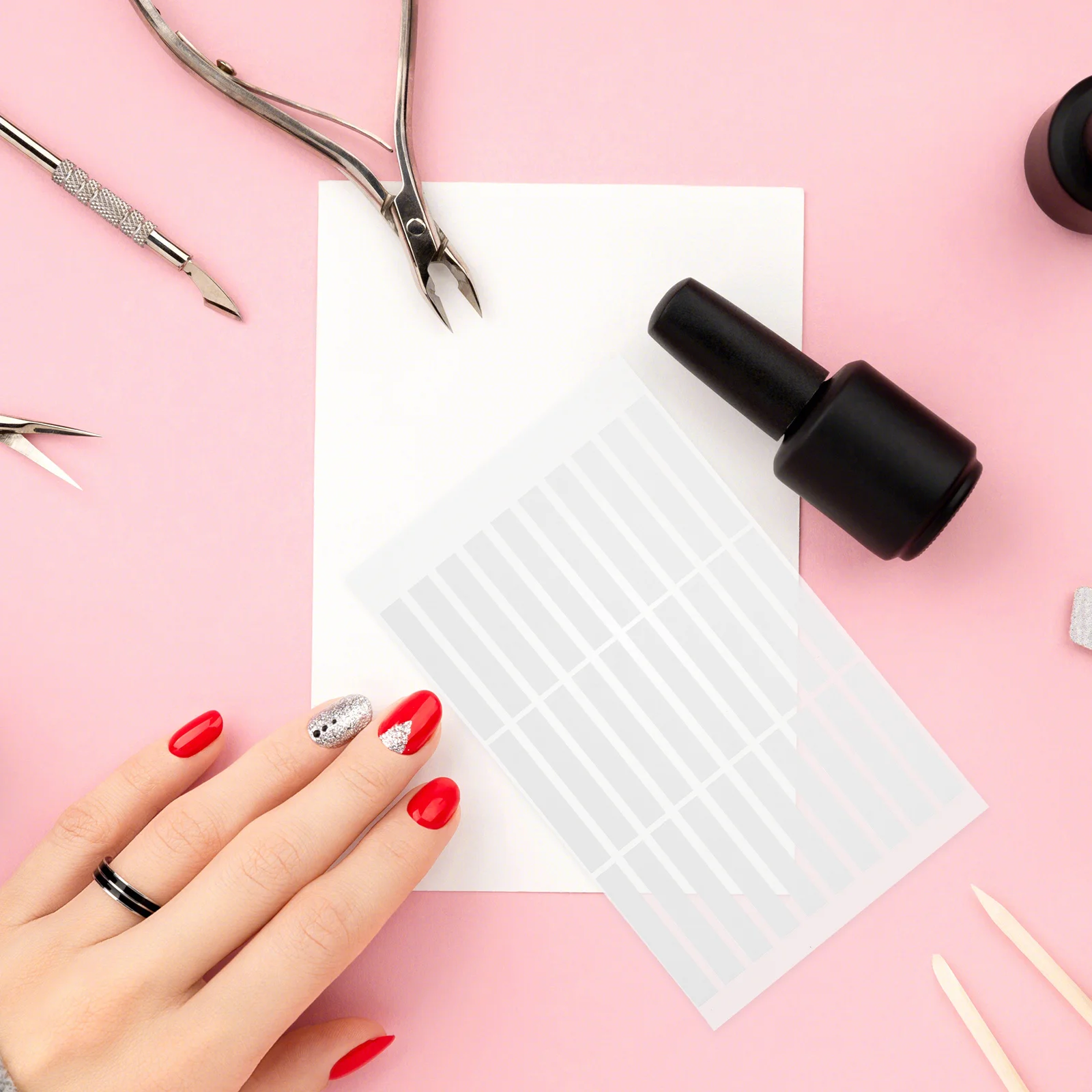 10 pièces ruban adhésif Double face clair sans Trace colle à ongles autocollant presse sur les ongles onglets d'art des ongles pour l'affichage des faux ongles en acrylique