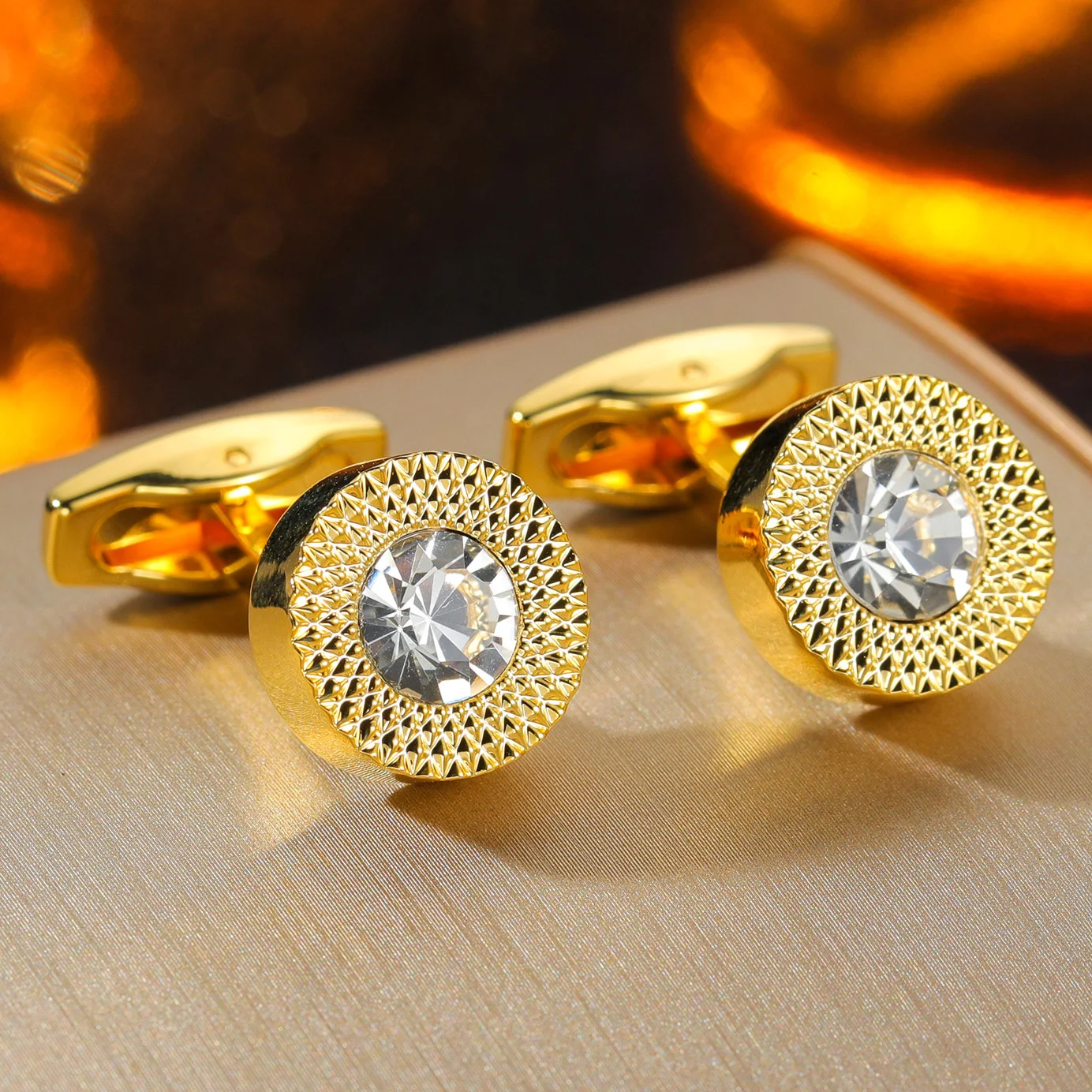 Blue Crystal Cufflinks for Men Luxury Shiny Gold Shirt Cufflinks Wedding Business Suit Cuff Links Mens Jewelry Birthday Gift