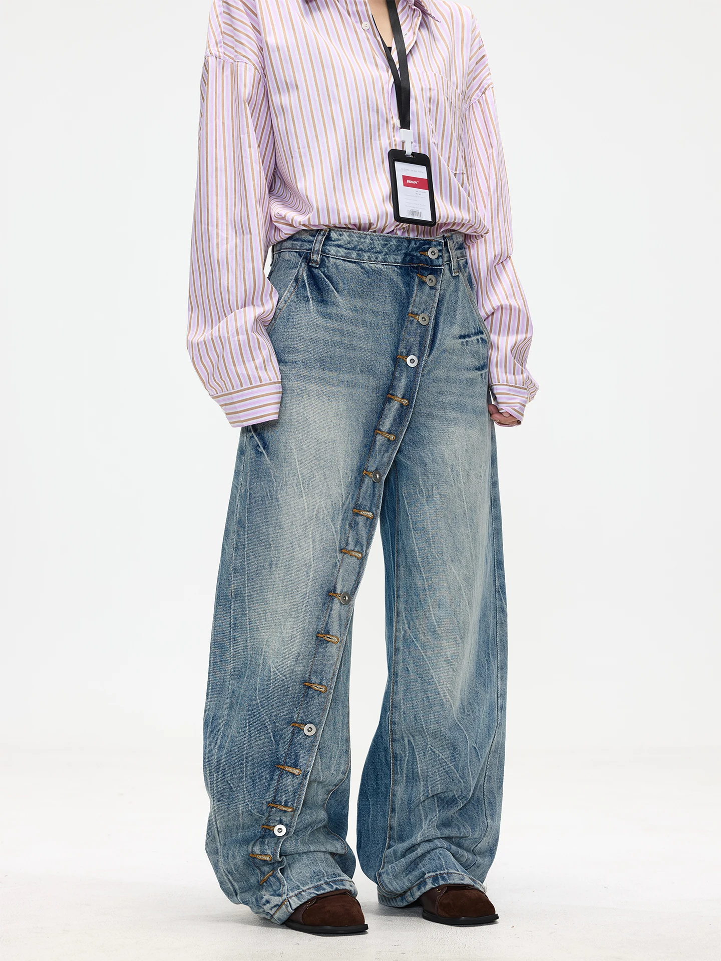 

Женские винтажные джинсы свободного кроя с пуговицами спереди, боковой молнией и прямым кроем штанин, джинсовые брюки с завышенной талией